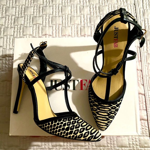 JustFab Shoes - JustFab Snake Print Heels